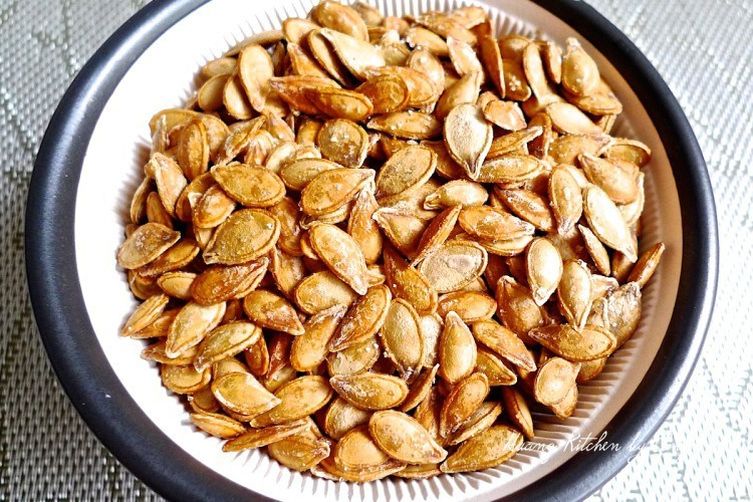 Crispy Toasted Pumpkin Seeds