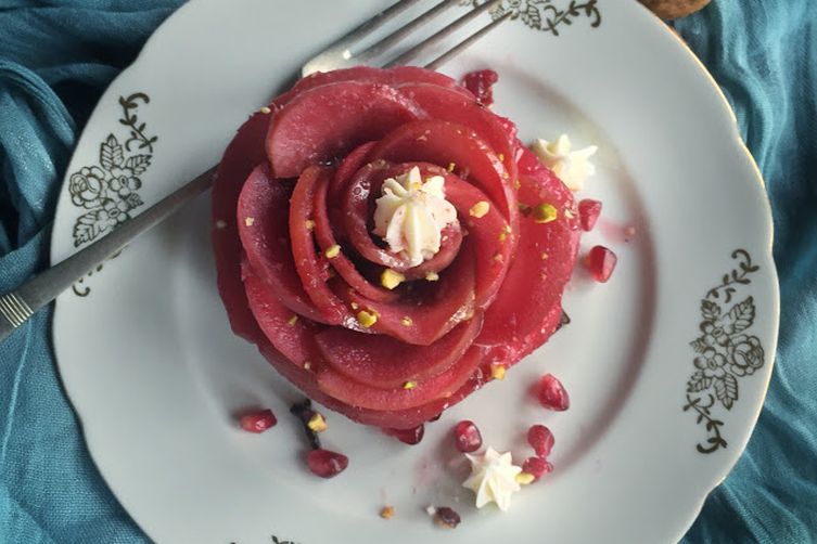 Turkish Quince Dessert with Apple Roses