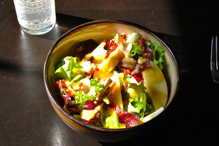 Apple Maple Prosciutto Salad