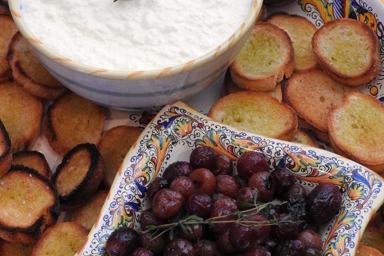 Homemade Ricotta and Thyme Roasted Grapes