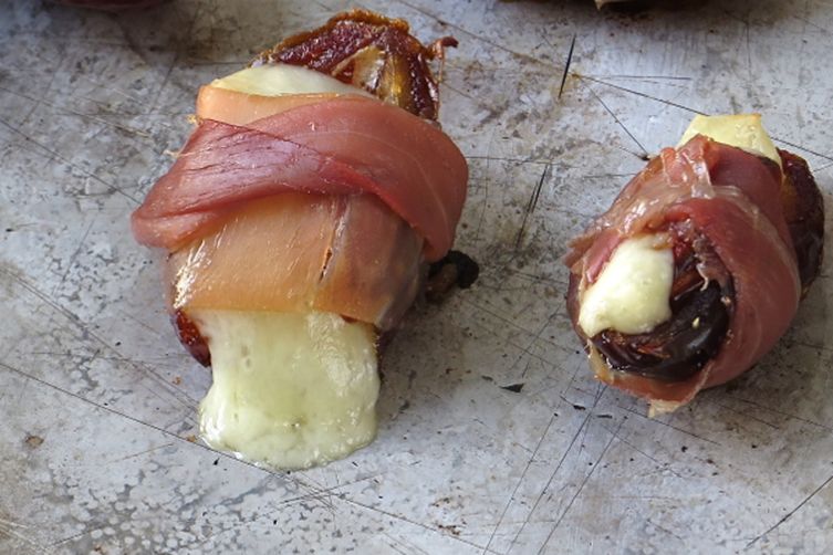 manchego and almond stuffed dates