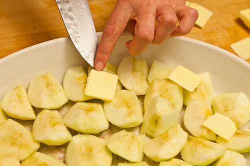 Judy Rodgers' Roasted Applesauce (and Savory Apple Charlottes)