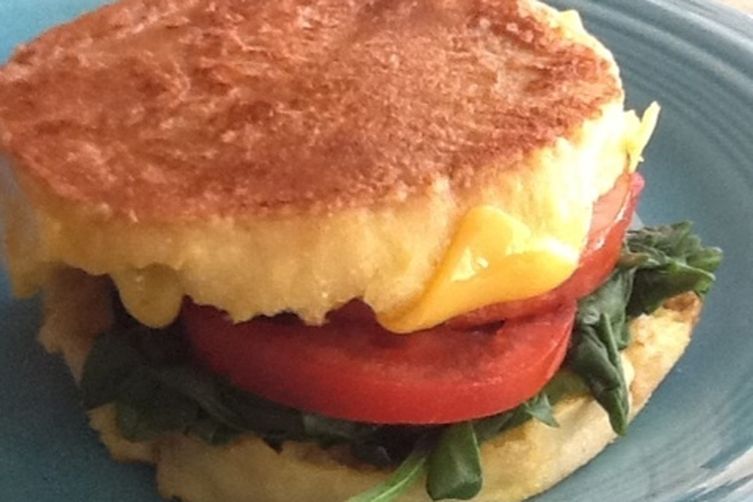 Inside Out Egg Sandwich (with Spinach, Tomato, Cheddar, and Canadian Bacon)
