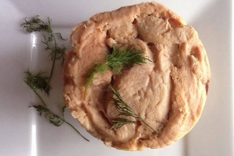 21st Century Salmon Pie (like Mom used to make, but better)