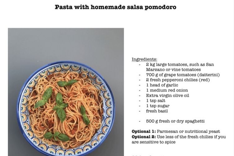 Pasta with homemade salsa pomodoro