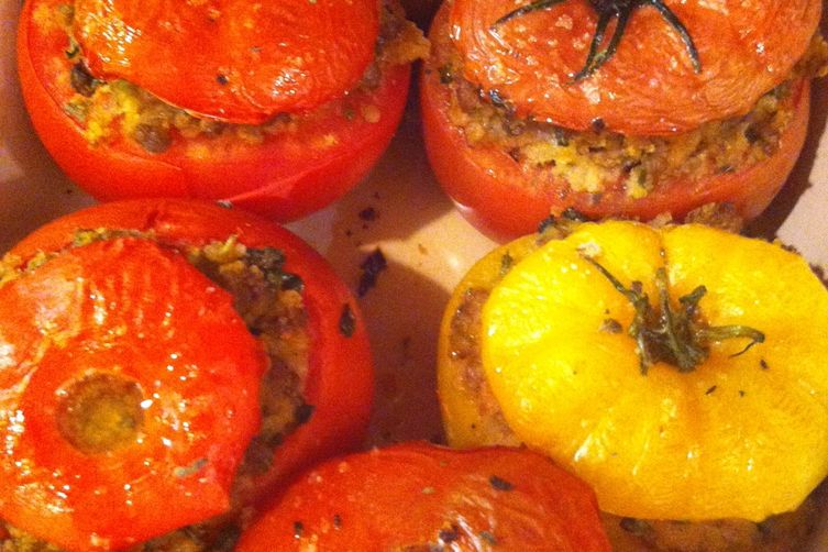 tomates farcies:  vegetarian &amp; beef stuffed tomatoes, bonus QUINOA salad