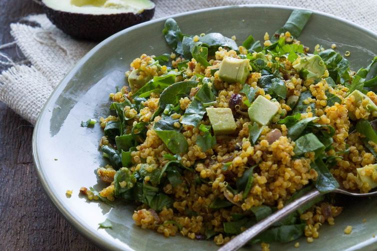 Curried Quinoa with Spinach and Avocado