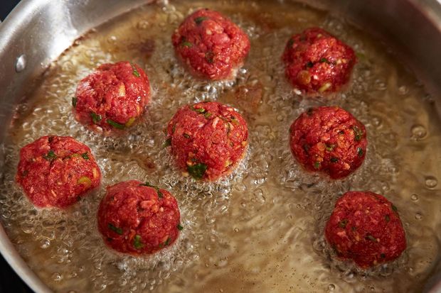Spicy Korean-Style Gochujang Meatballs