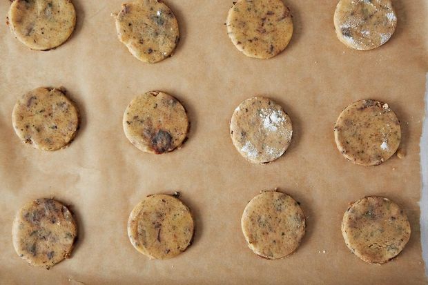 Fig and Rosemary Cocktail Cookies