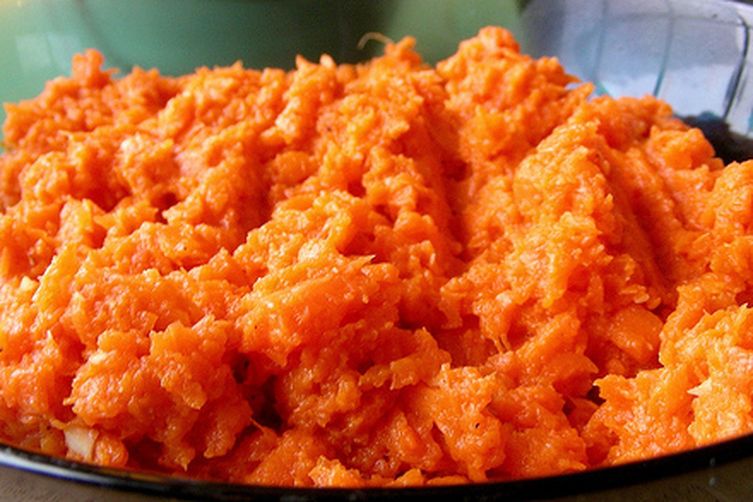 Carrot hummus