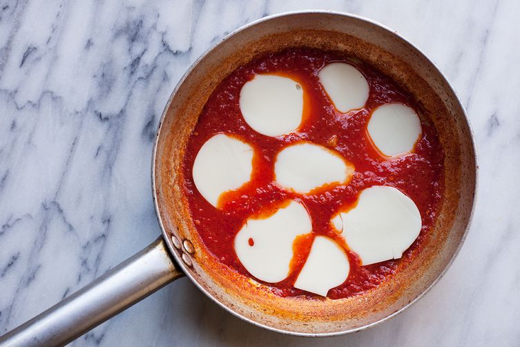 Scamorza alla pizzaiola