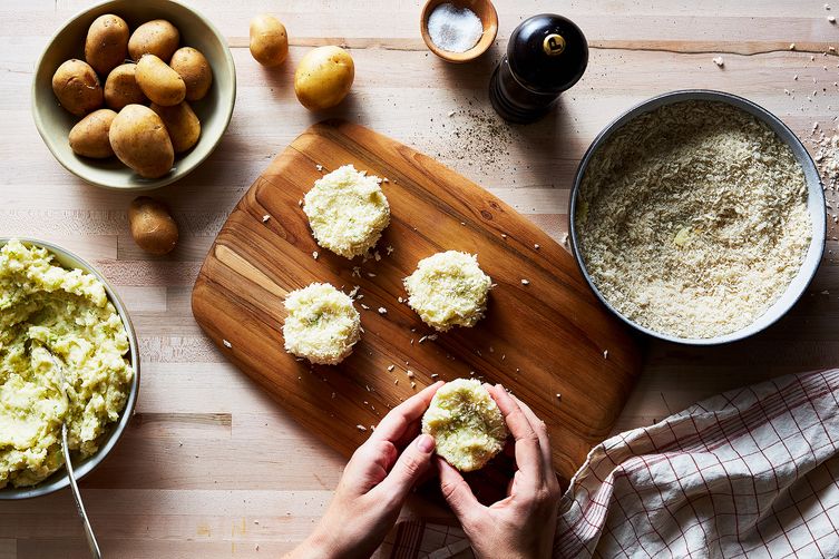 Mashed Potato Cakes with Broccoli and Cheese