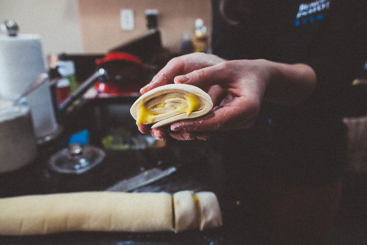 Lemon Curd Rolls with a Lemon Glaze