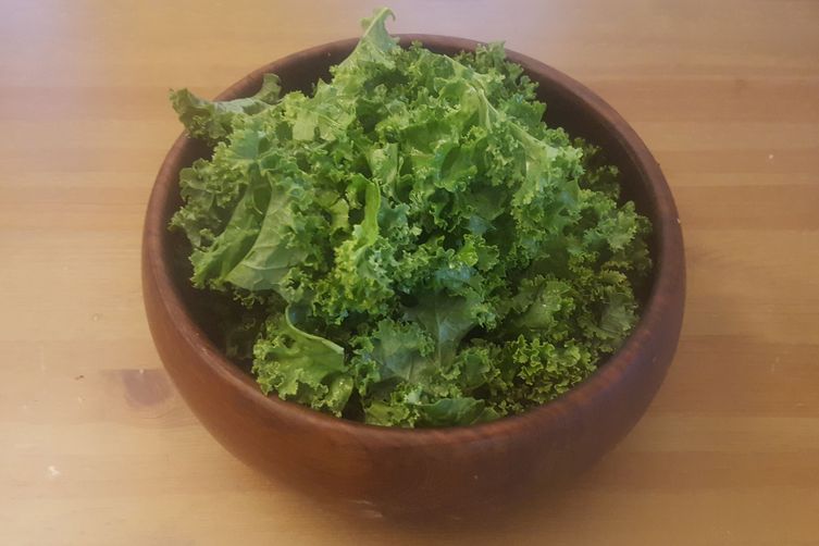 Easy Garlicky Kale Salad