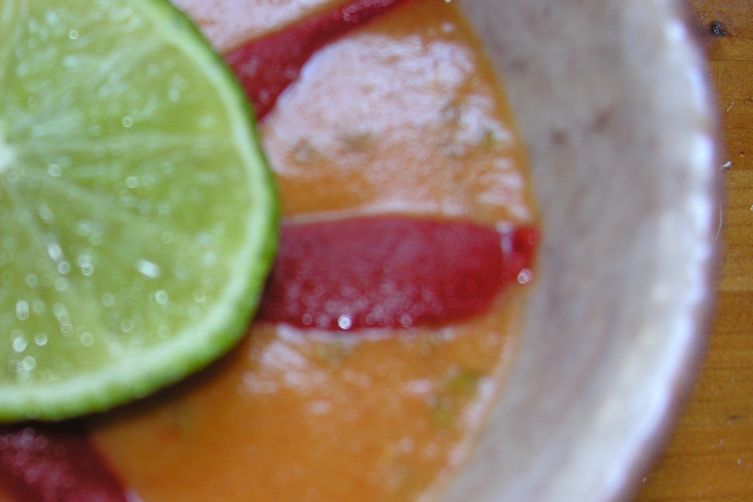 Hot paprika red pepper shorba soup with lime