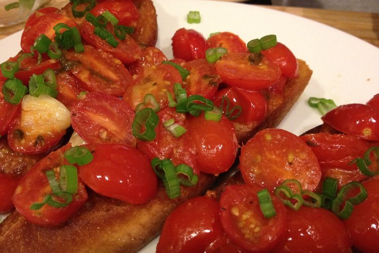 Warm Bruschetta of Tomatoes, Scallions, Olive Oil and Basil on Toasted Baguette