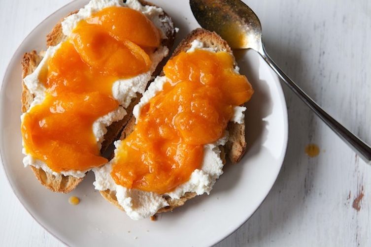 Tartines with Ricotta and a Quick Apricot Compote