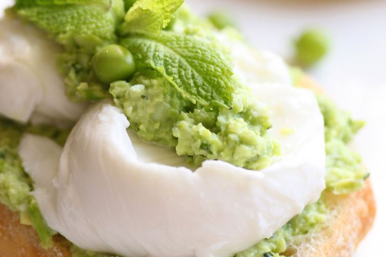 Smashed Peas and Fava Beans with Fresh Mozzarella