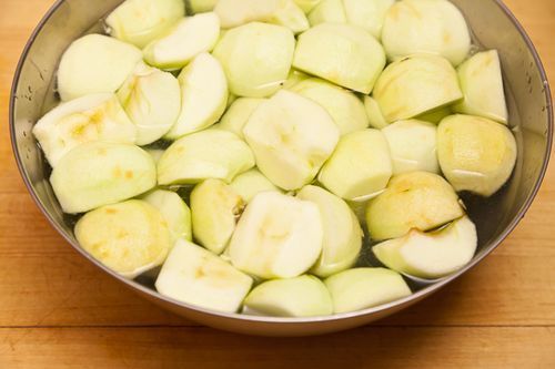 Judy Rodgers' Roasted Applesauce (and Savory Apple Charlottes)