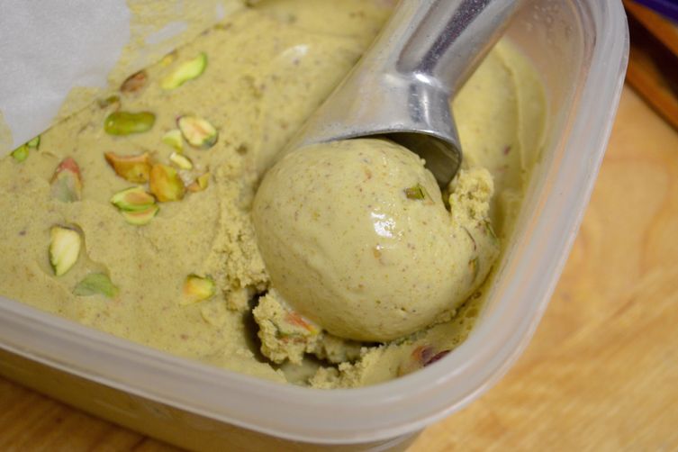 Pistachio &amp; Honey Ice Cream (Non-Dairy)