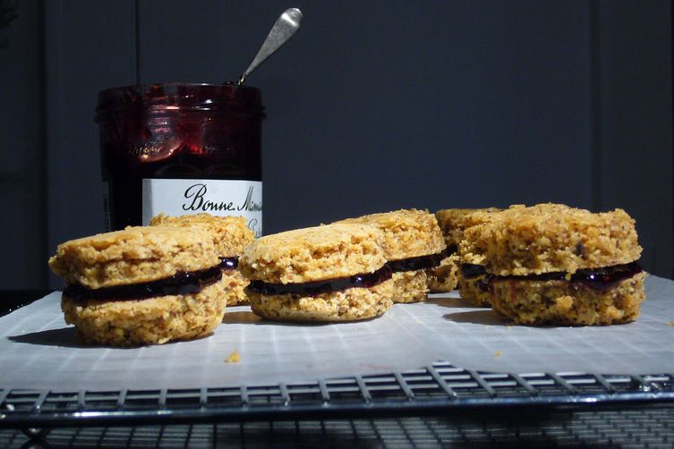 Lavender Linzer Macaroons