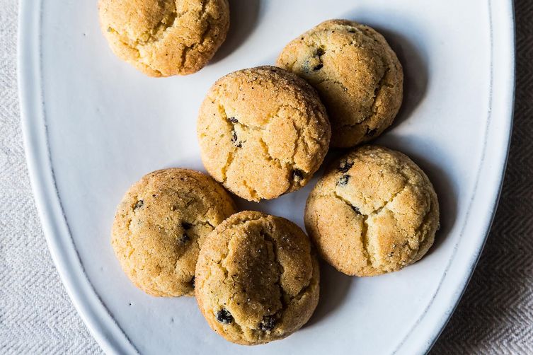 Cardamom Currant Snickerdoodles