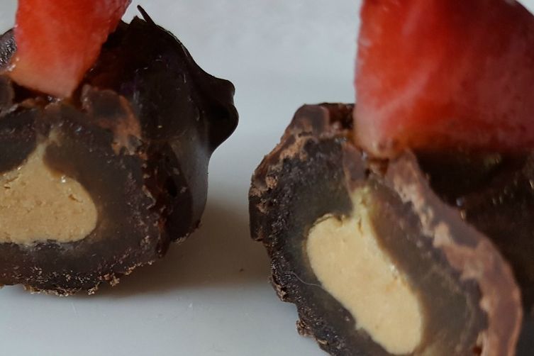 Medjool Date Truffles with Cashew Butter and Dark Chocolate