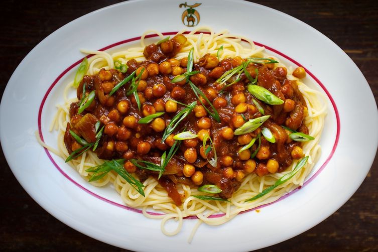 Spicy Chickpea and Sour Tomato Curry with Noodles
