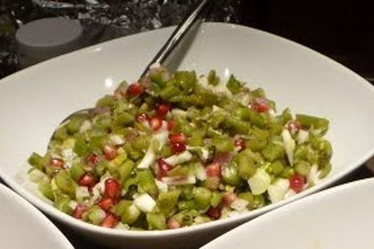 Green bean salad with pomegranate seeds and fennel