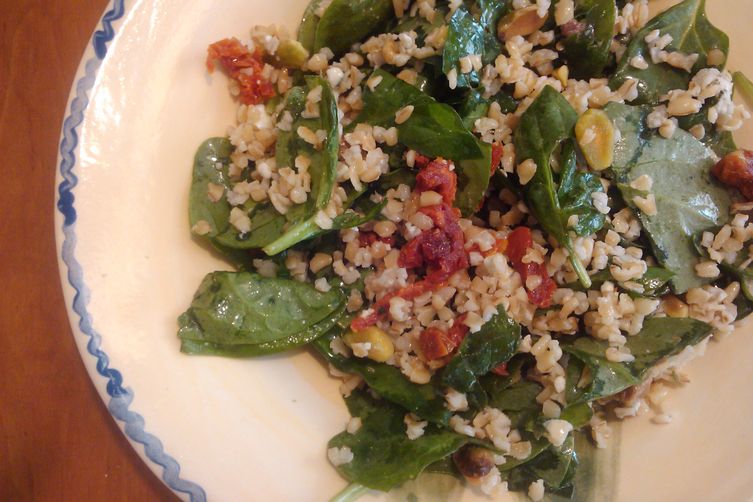 No-Cook Spinach-Bulgur Salad with Pistachios,  Blue Cheese &amp; Sun-Dried Tomatoes