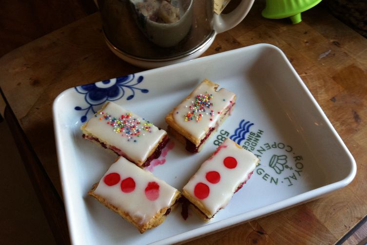 Danish Raspberry Squares