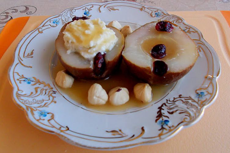 Salt-Roasted Pears and Apples with Caramel Sauce