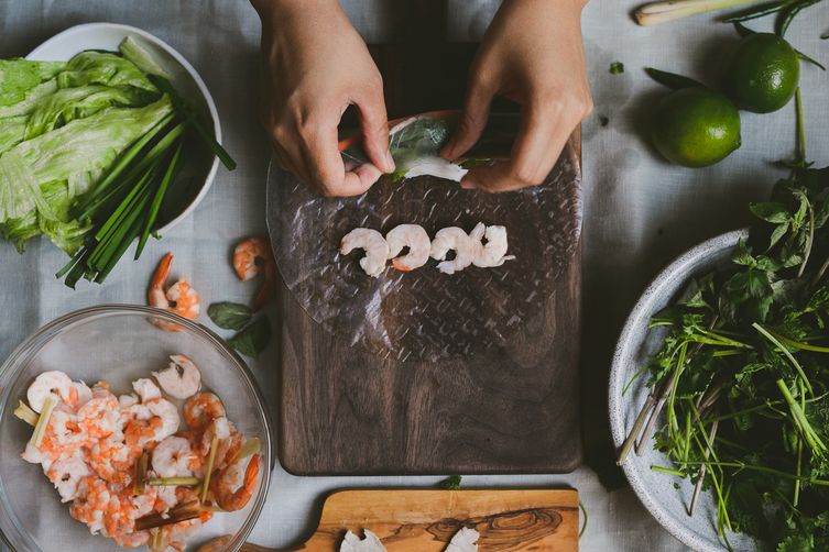 Vietnamese Pork and Shrimp Spring Rolls (Gỏi Cuốn)