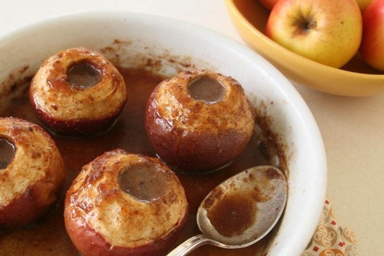 Apples Baked in Cider