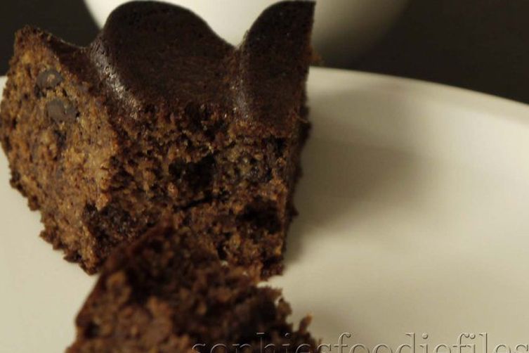 Gluten-free Sugar-Free Banana almond butter cake with dark chocolate chips