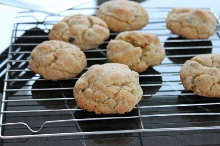 Cardamom Currant Snickerdoodles