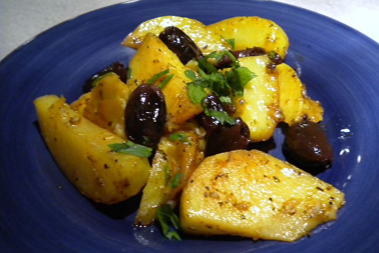 Lemon-Roasted Potatoes with Kalamatas
